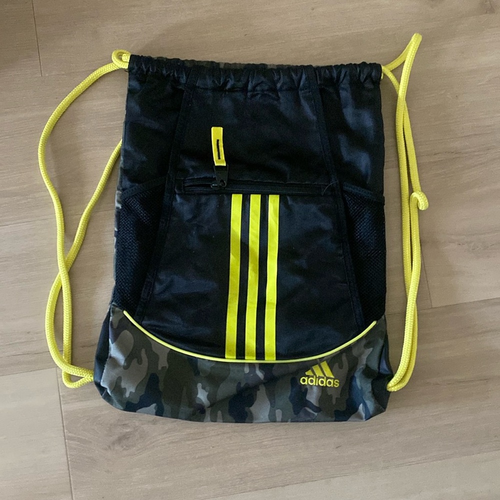 Adidas Drawstring Bag Gently Used